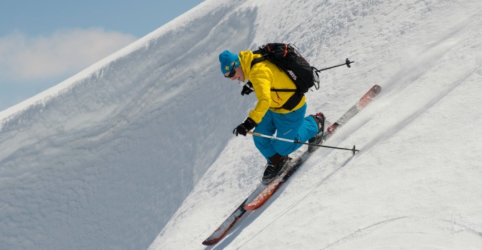 Telemark skiing