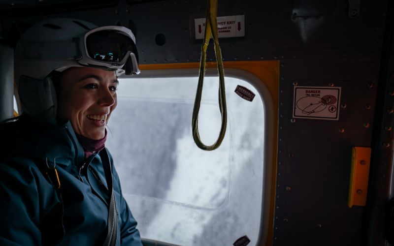 Heli-Skiing- Canada -min