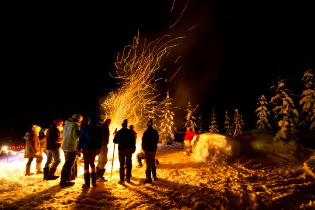 Heli skiing-Gothics -Firepit-min