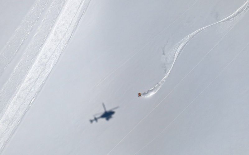 heli-skiing-canada-helicopter-shadow-min