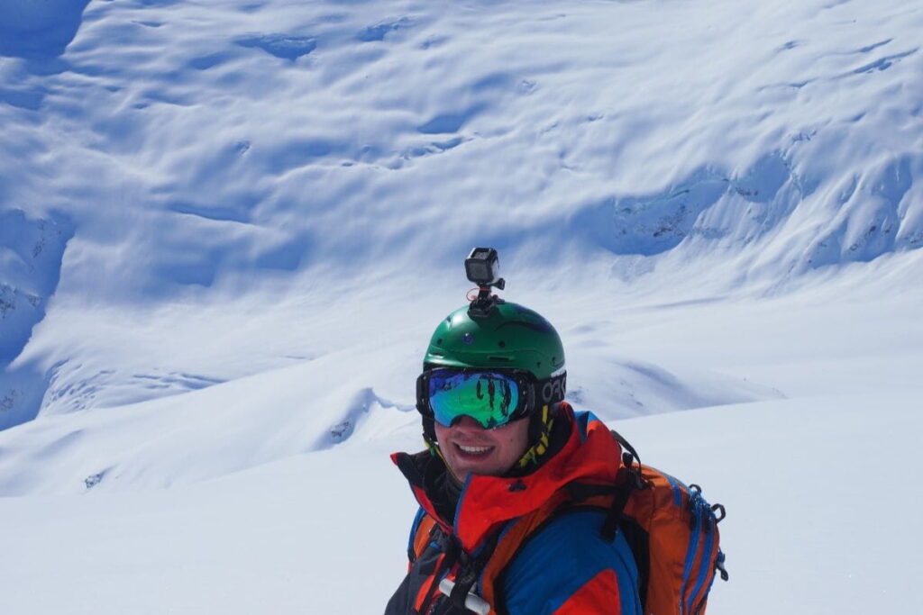 affordable-heli-skiing-smiling-man