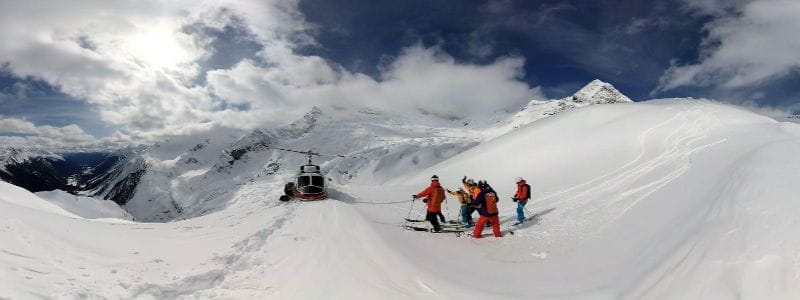 heli-skiing-bc-prices-small-group (1)