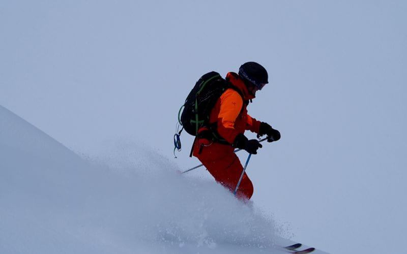 heli-skiing-bc-prices-mountain-skiing