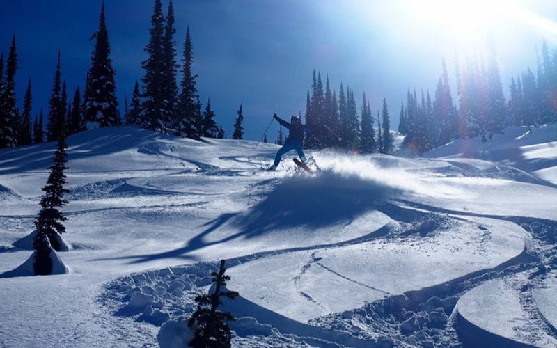 helicopter-skiing-canada-jumping-skier (1)
